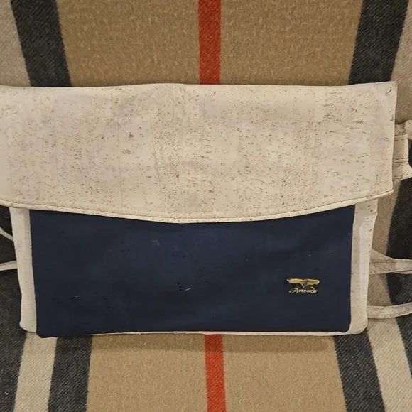 CorkLife Artcork Biege And Blue Envelope Front Folding Shoulder Bag  NWT - Picture 6 of 6